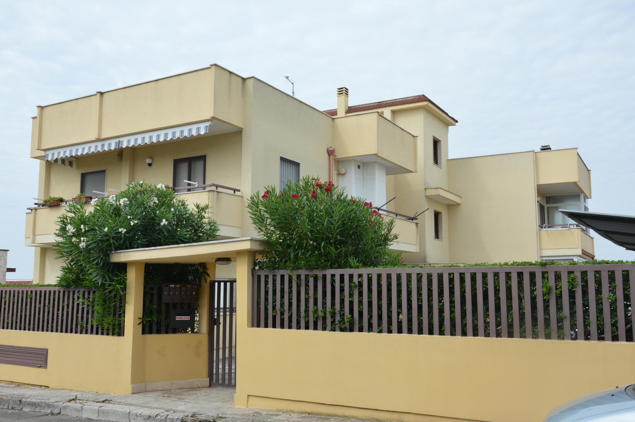 Via Scarlatti, 61 - Statte (TA) Realizzazione di complesso edilizio di n°6 unità abitative.